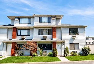 21 Richmond Court #A