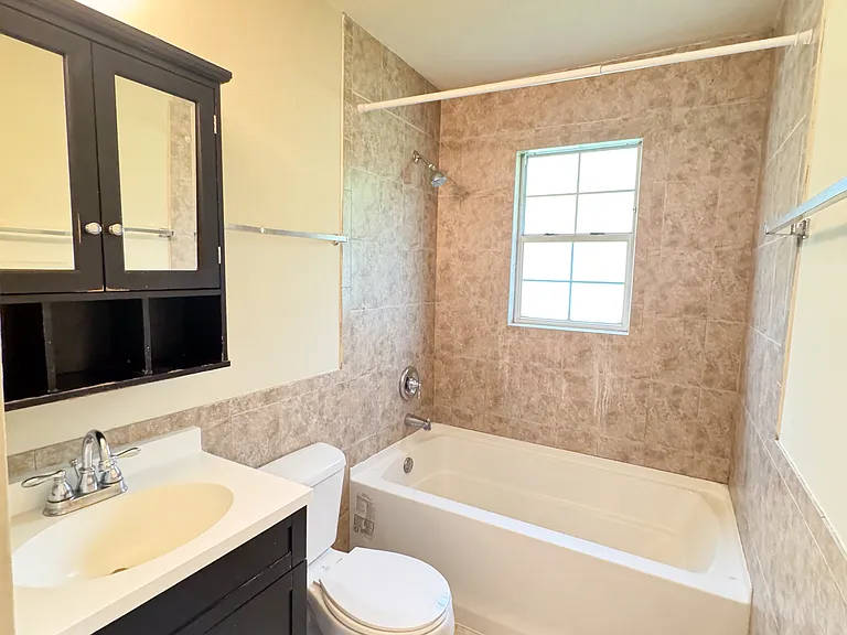 2203 Melanie Dr — Photo 18