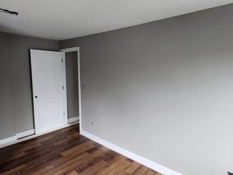 429-431 Bolander Ave #431 — Photo 6