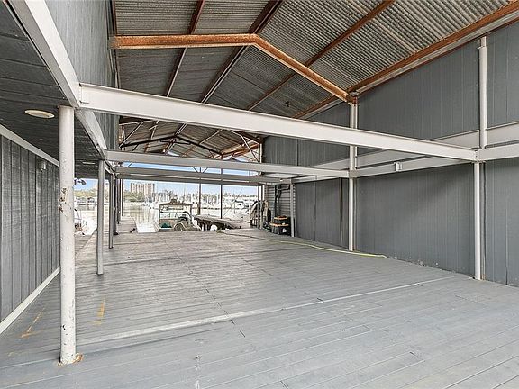 3rd image of 8008 Breakwater Dr #63