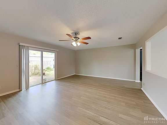 4th image of 6307 W Cranberry Ln