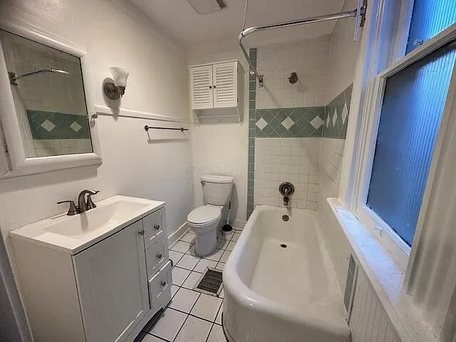 174 Reinhard Ave — Photo 4