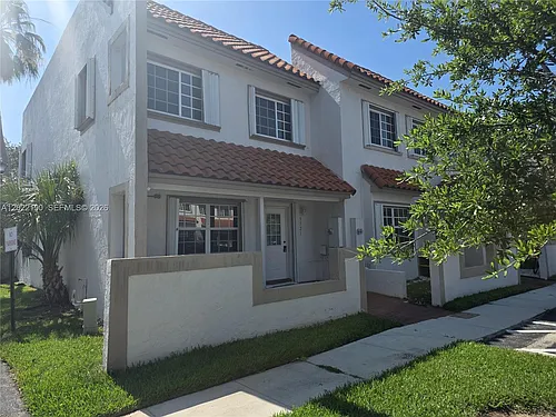 9521 NW 42nd St #9521 Photo 1