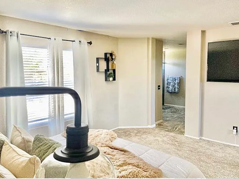 131 Asusena Dr — Photo 3