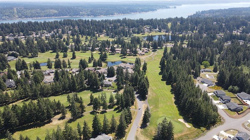 5th image of 200 E Soderberg Road