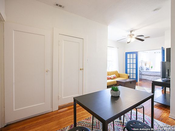 4th image of 220 Beauregard APT 4
