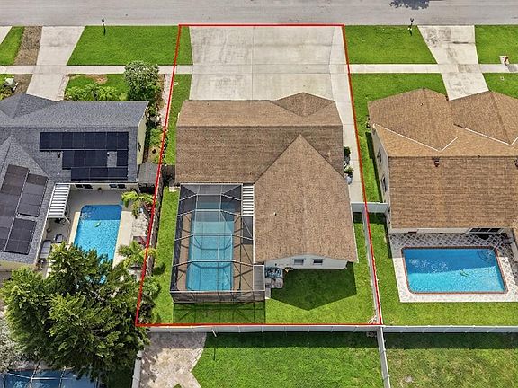 3rd image of 23083 SW 54th Avenue
