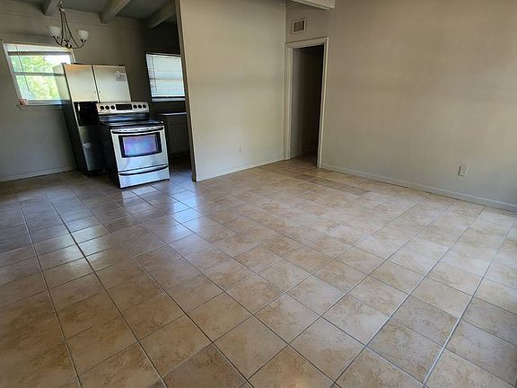 2nd image of 241 Aquamarine Dr