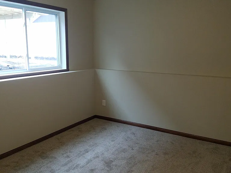 2077 12th St W — Photo 12