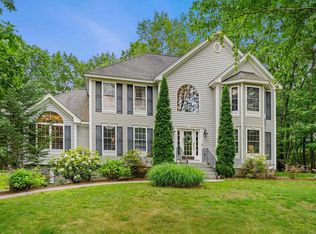 5 Leeds Rd, Windham, NH 03087