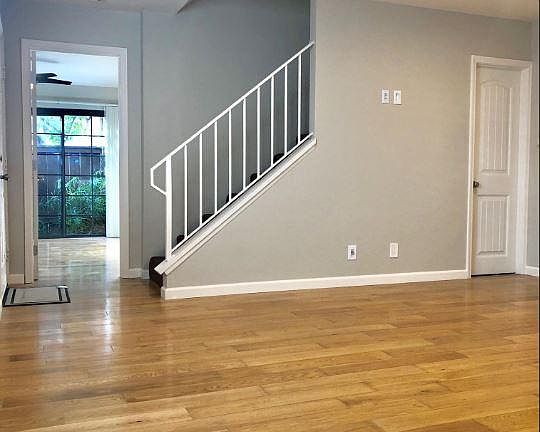 2nd image of 4015 Cherokee Ave APT 1
