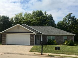 1505 Jackson Ridge Dr, Jackson, MO 63755