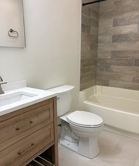 1247 Chateau Dr — Photo 26