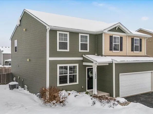1482 Hollow Tree Ln, Hampshire, IL 60140