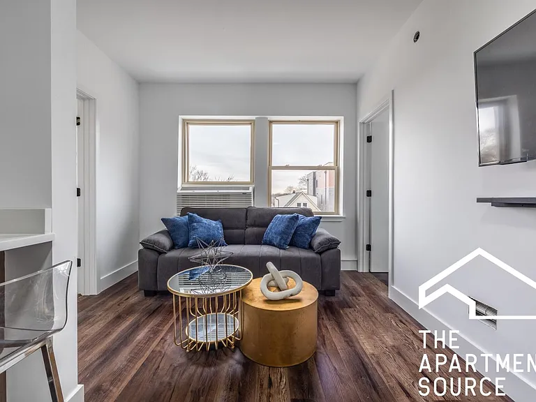 1556 W Hollywood Ave #3 — Photo 23