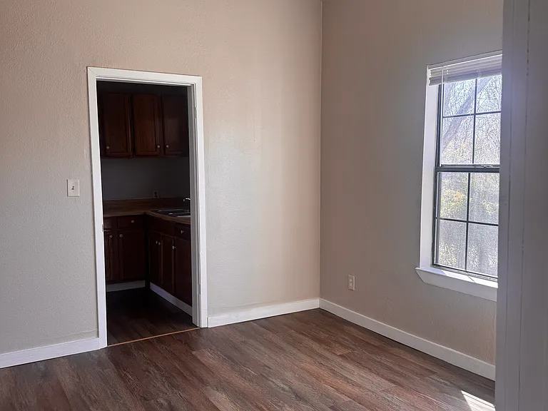 1422 Sacramento #4 — Photo 2