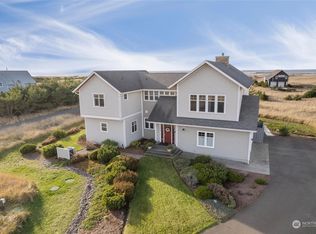 1100 145th Ln, Long Beach, WA 98631