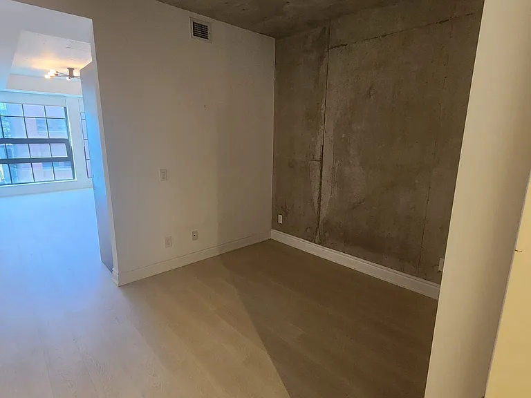 608 Richmond St W #306 — Photo 9