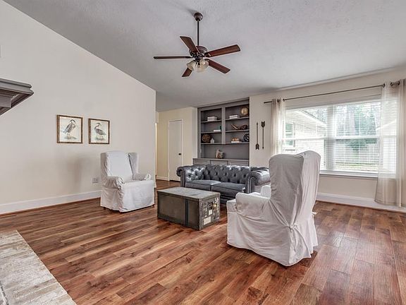 2nd image of 3802 Birch Villa Dr