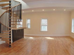 73 Browne St #4, Brookline, MA 02446