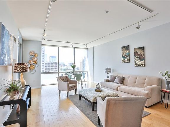 3rd image of 8 E Randolph St Unit 3306