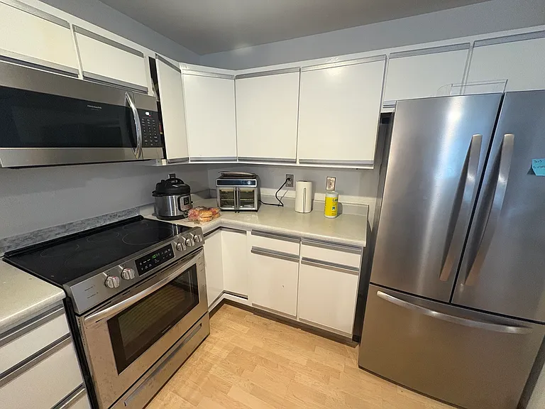 33 S Boulder Cir #202 — Photo 3