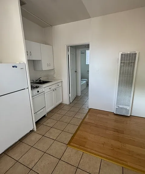 1108 E Villa St #K — Photo 4