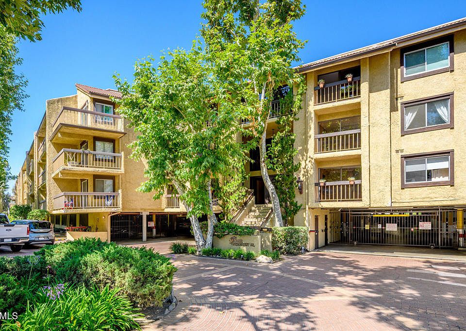 1st image of 3481 Stancrest Dr Unit 335