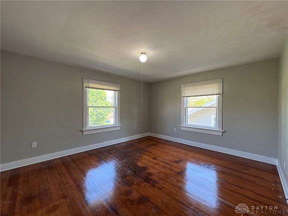 3rd image of 24-26 W Beechwood Ave