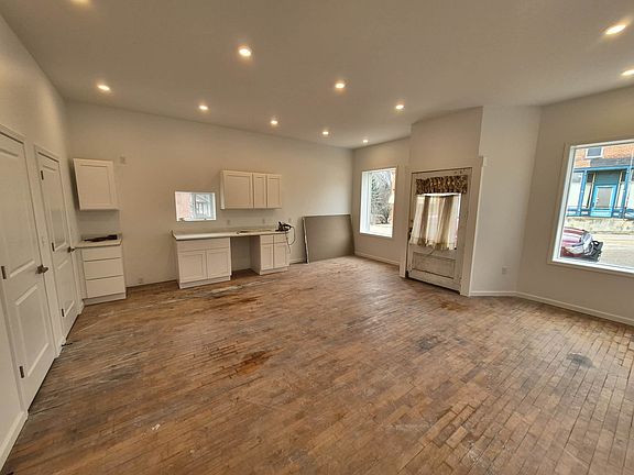 2nd image of 9497 1st St