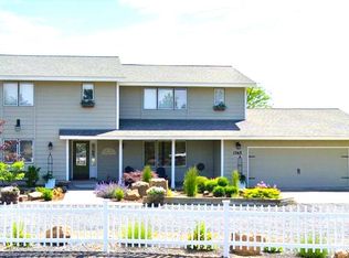 1765 Fairway Dr NE, Moses Lake, WA 98837