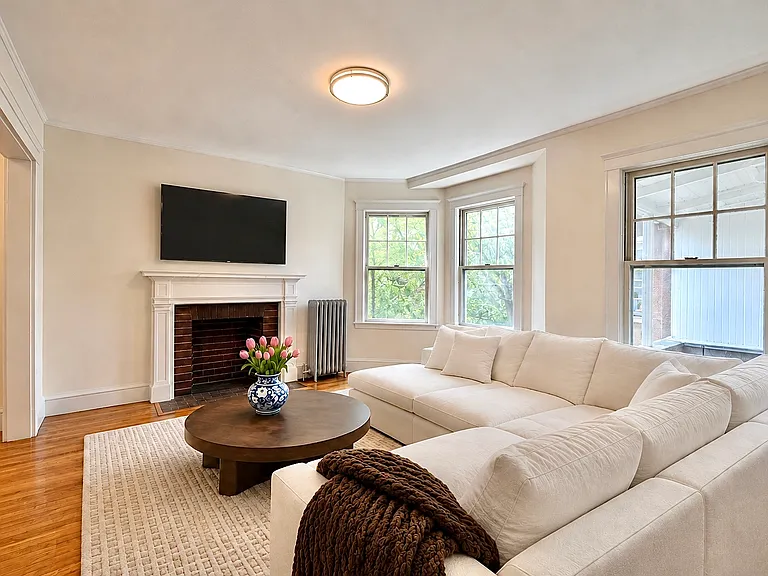 33B Concord Ave #18 — Photo 1