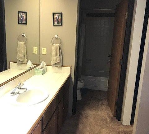 5th image of 747 Meadow Creek Dr #B