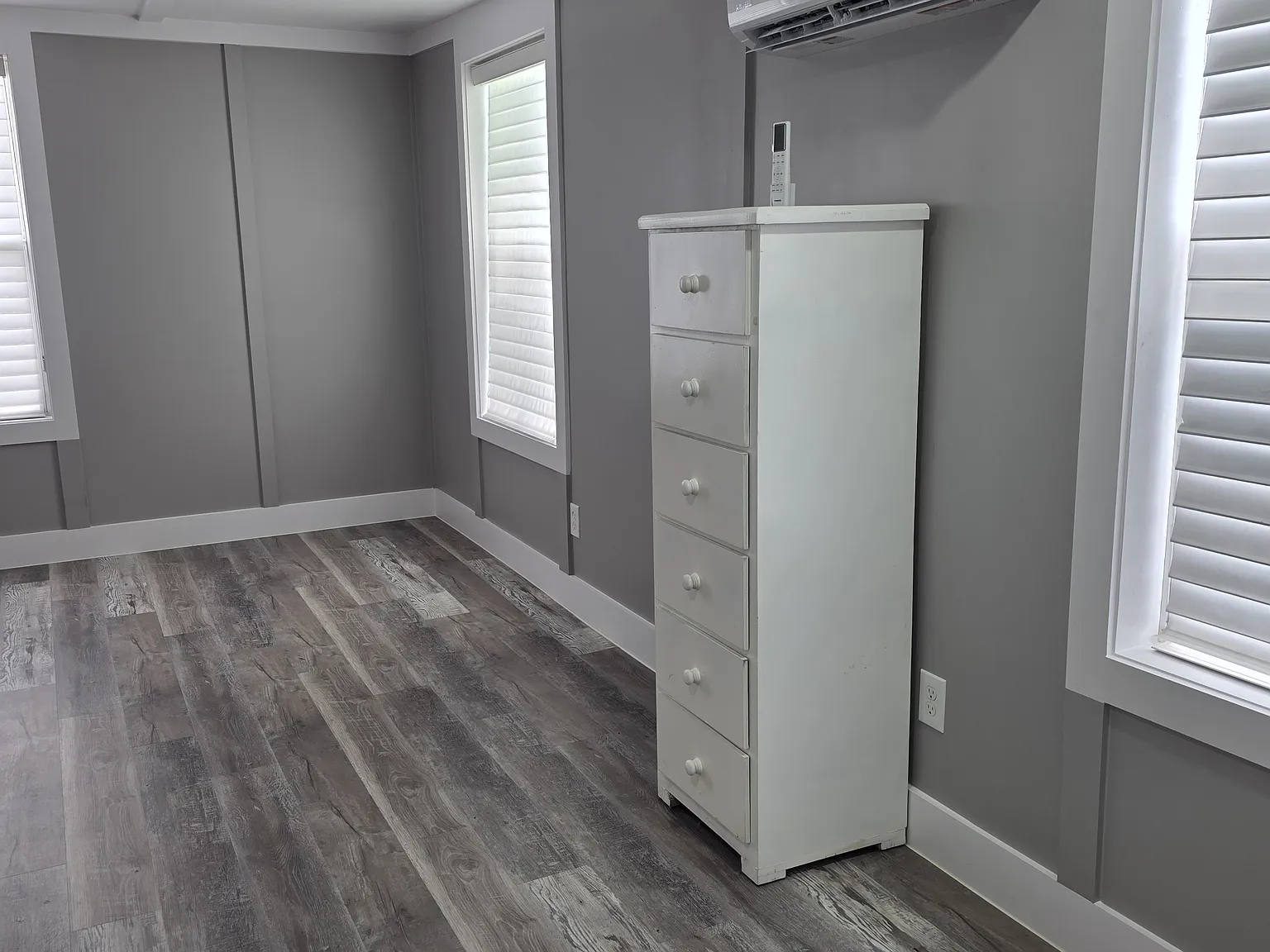 Studio, 400 sqft, $1,350 — Photo 3