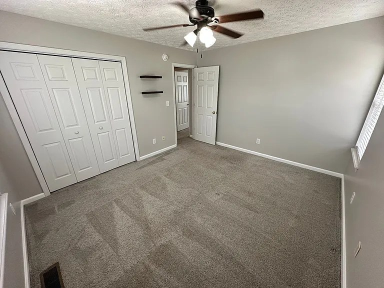3049 Mapleleaf Park — Photo 17