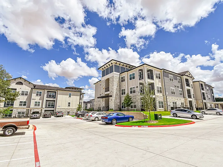 Aspire at Live Oak — Photo 14