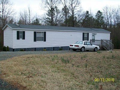 2nd image of 1830 Lowery Rd