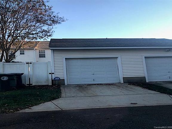 4th image of 9538 Glenashley Dr