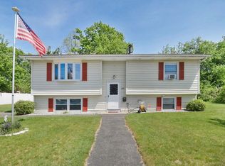 2015 Chestnut St, Three Rivers, MA 01080