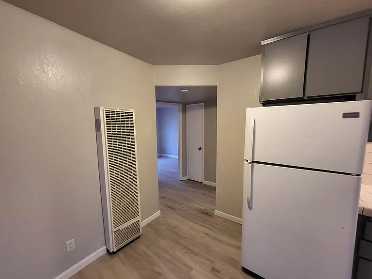 1214 E Clinton Ave #202 — Photo 4