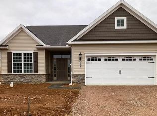 129 Edie Cir #121, Stewartstown, PA 17363