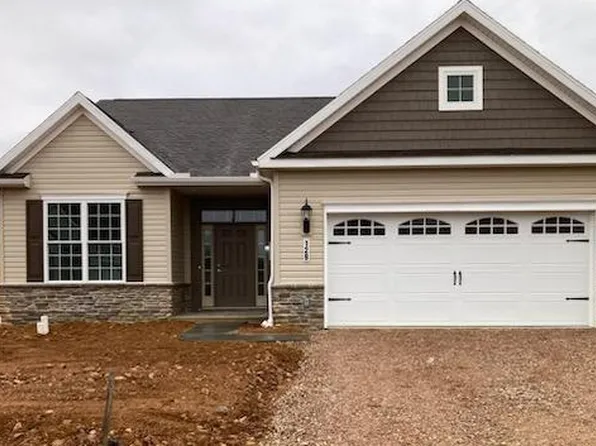129 Edie Cir #121, Stewartstown, PA 17363