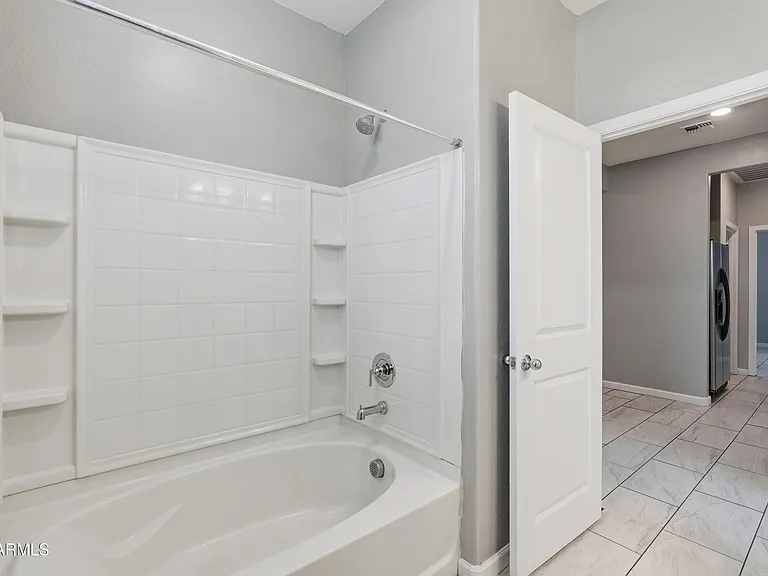 1692 W Aztec Dr — Photo 21