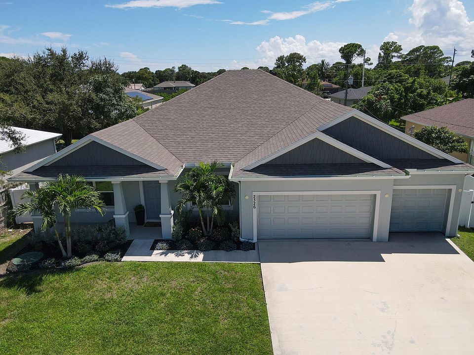 1st image of 2326 SE Master Avenue