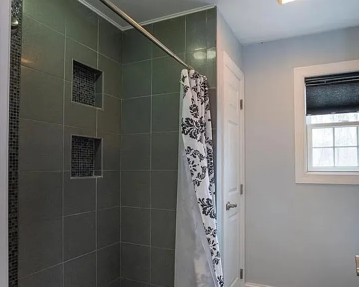 120 Meadowview Dr — Photo 38