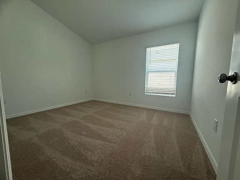 5465 San Pietro Dr — Photo 23
