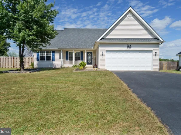 164 Aztec Dr, Martinsburg, WV 25405