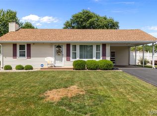 111 Freedom Dr, Belleville, IL
