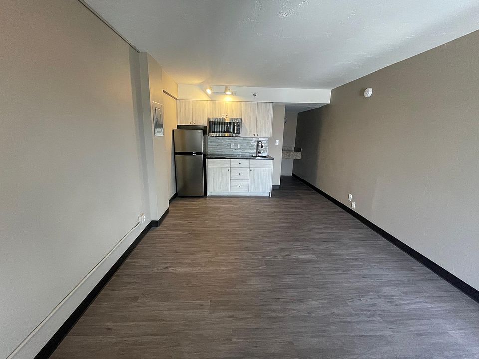 1st image of 75 Printers Pkwy