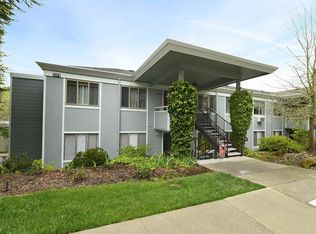 3379 Tice Creek Dr APT 4, Walnut Creek, CA 94595